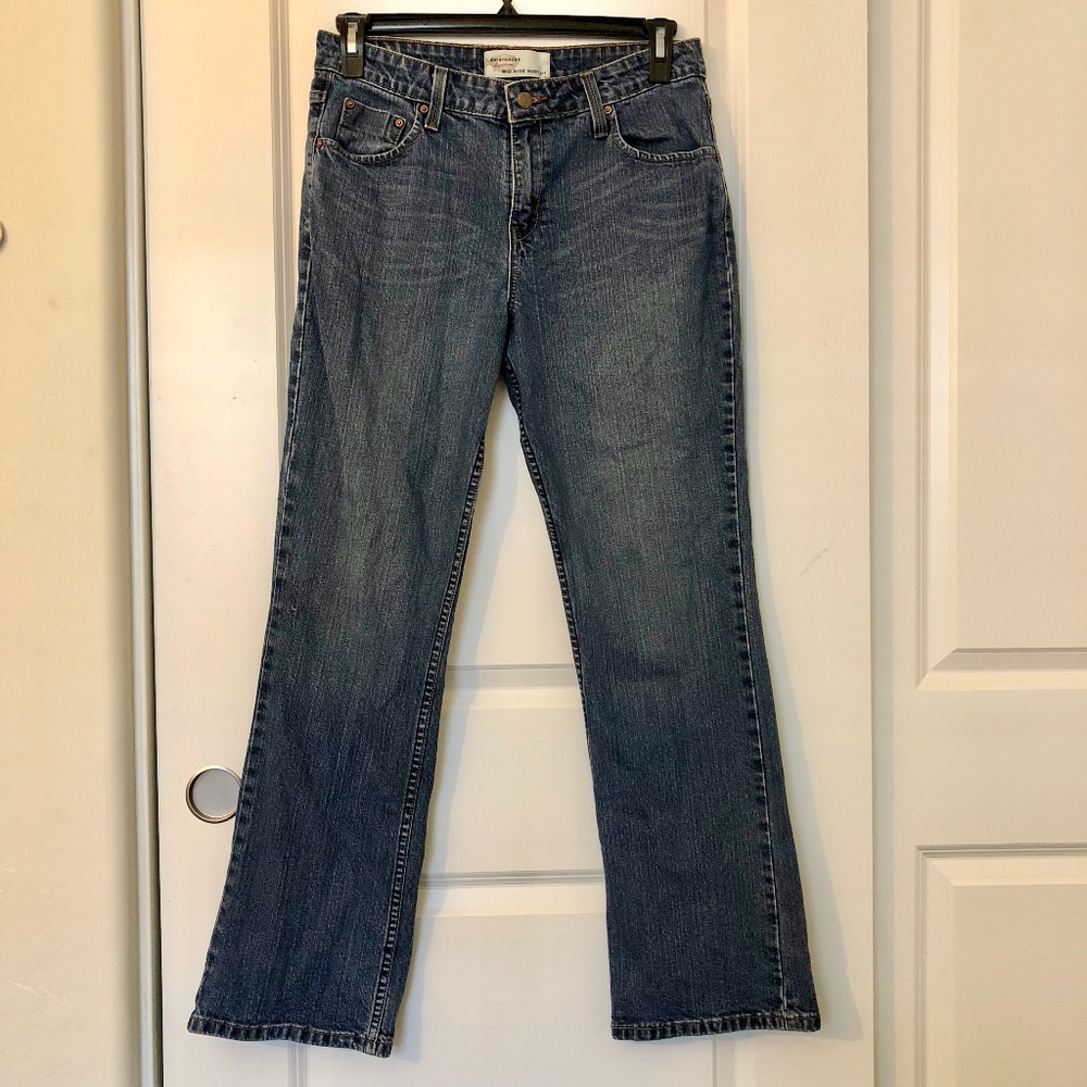 Levi's Medium Wash Bootcut Jeans